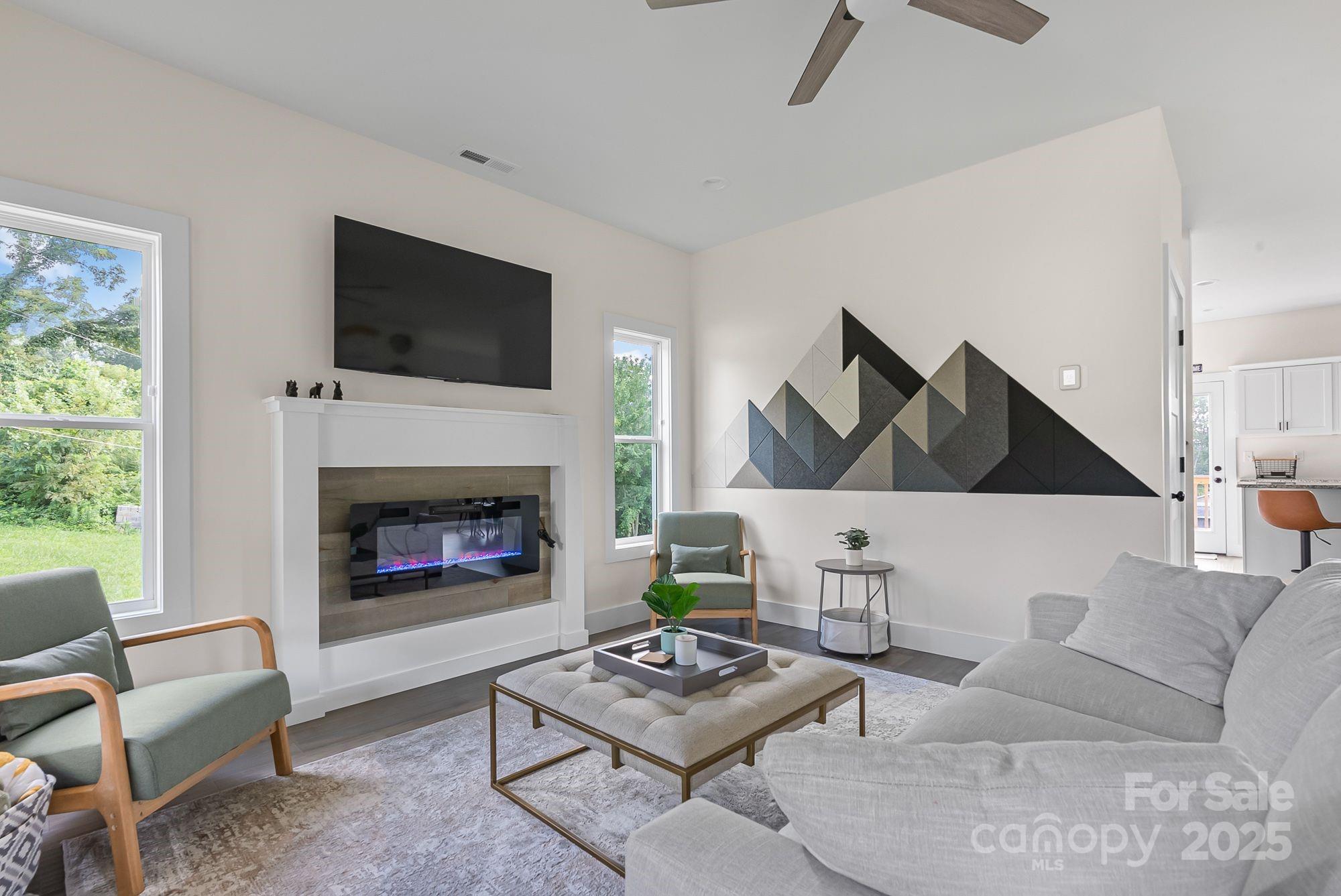 8 Green Tree Lane Asheville NC 28805