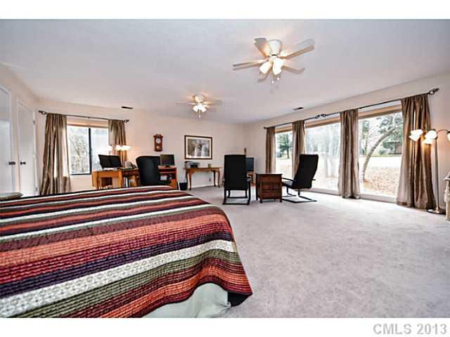 13524 Pine Harbor Road Charlotte NC 28278