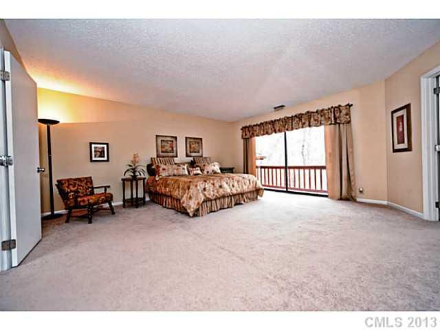 13524 Pine Harbor Road Charlotte NC 28278