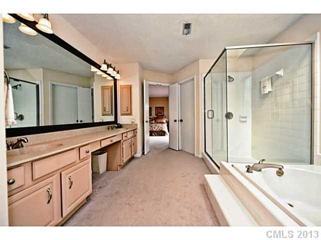 13524 Pine Harbor Road Charlotte NC 28278