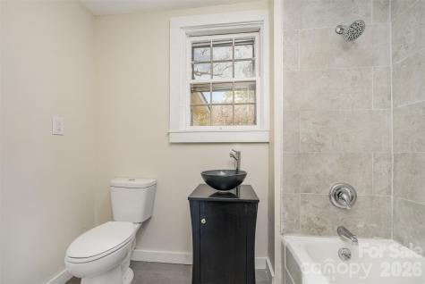 502 W Allenton Street Mount Gilead NC 27306