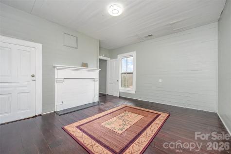 502 W Allenton Street Mount Gilead NC 27306
