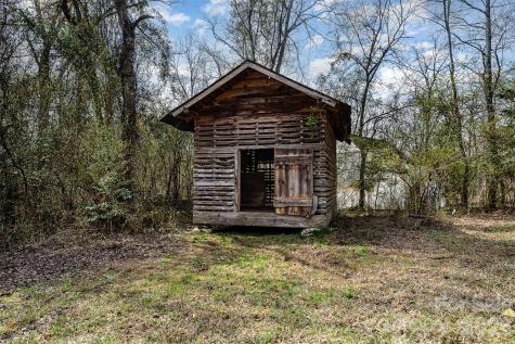 502 W Allenton Street Mount Gilead NC 27306