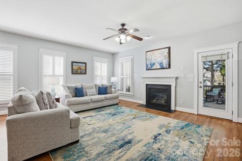 342 Shoreline Parkway Tega Cay SC 29708