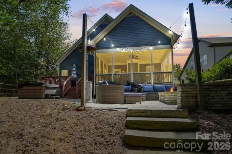 342 Shoreline Parkway Tega Cay SC 29708