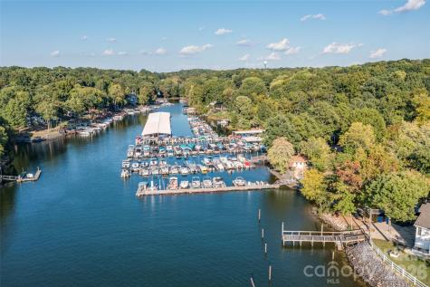 342 Shoreline Parkway Tega Cay SC 29708