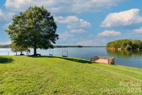 342 Shoreline Parkway Tega Cay SC 29708