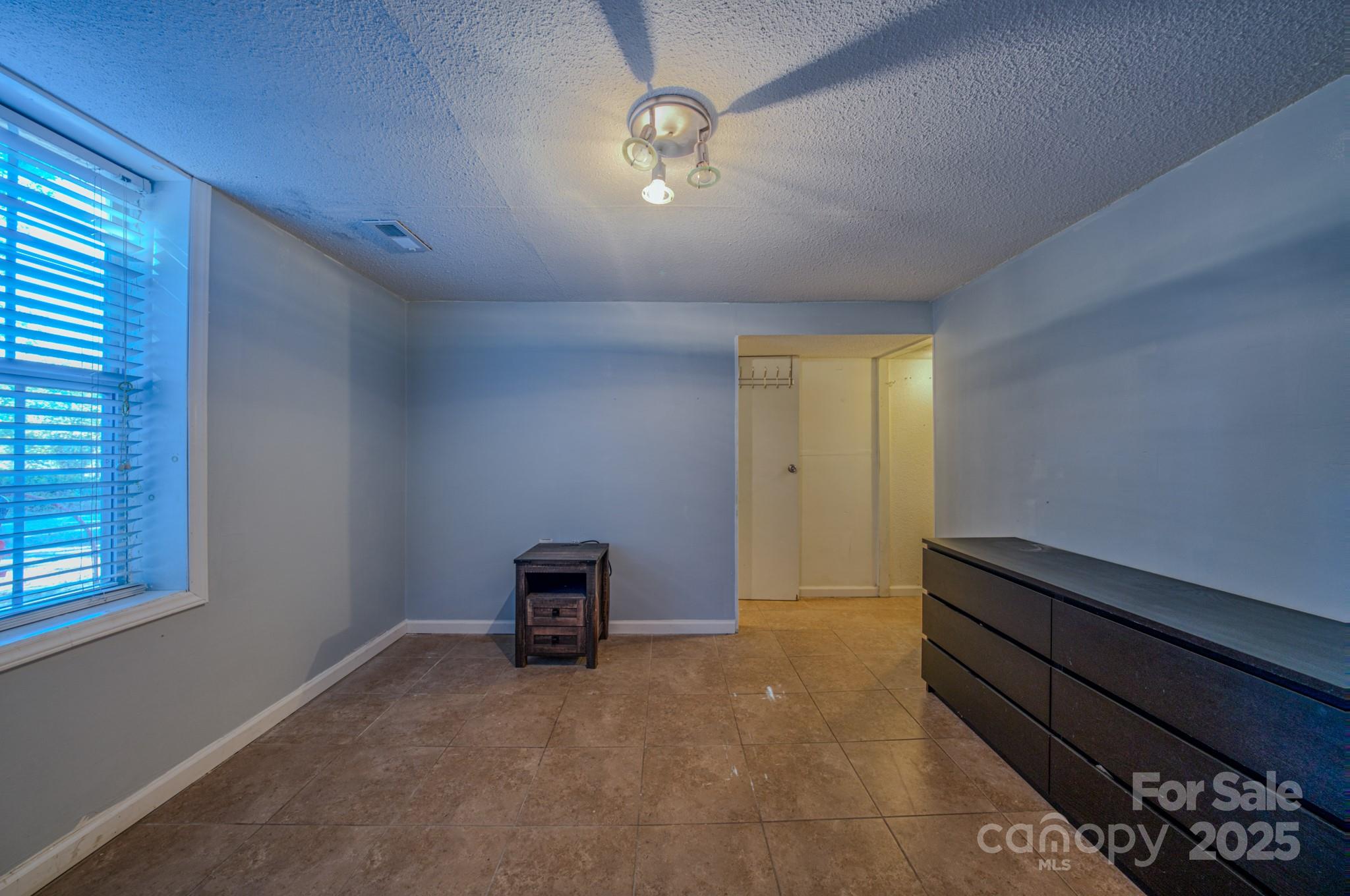 173 Old County Home Road Asheville NC 28806