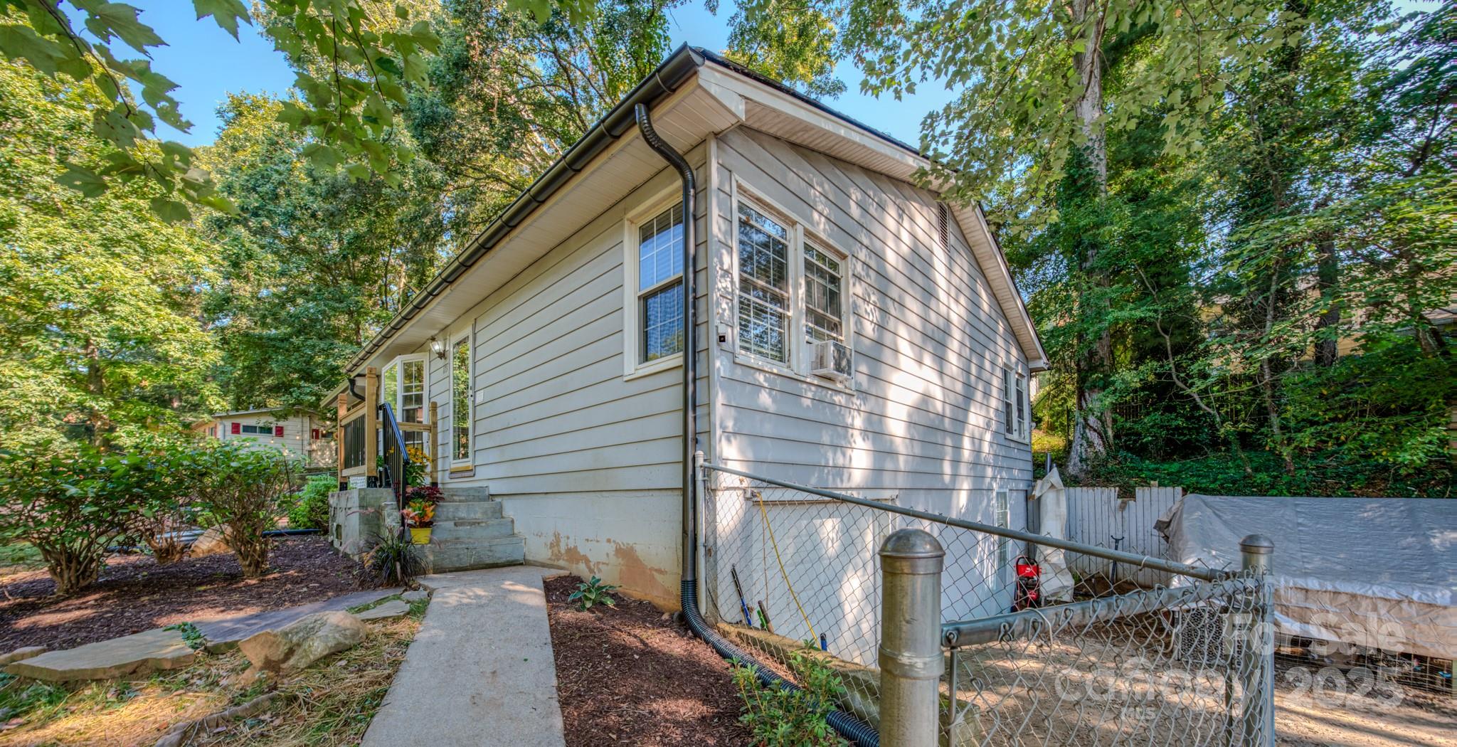 173 Old County Home Road Asheville NC 28806