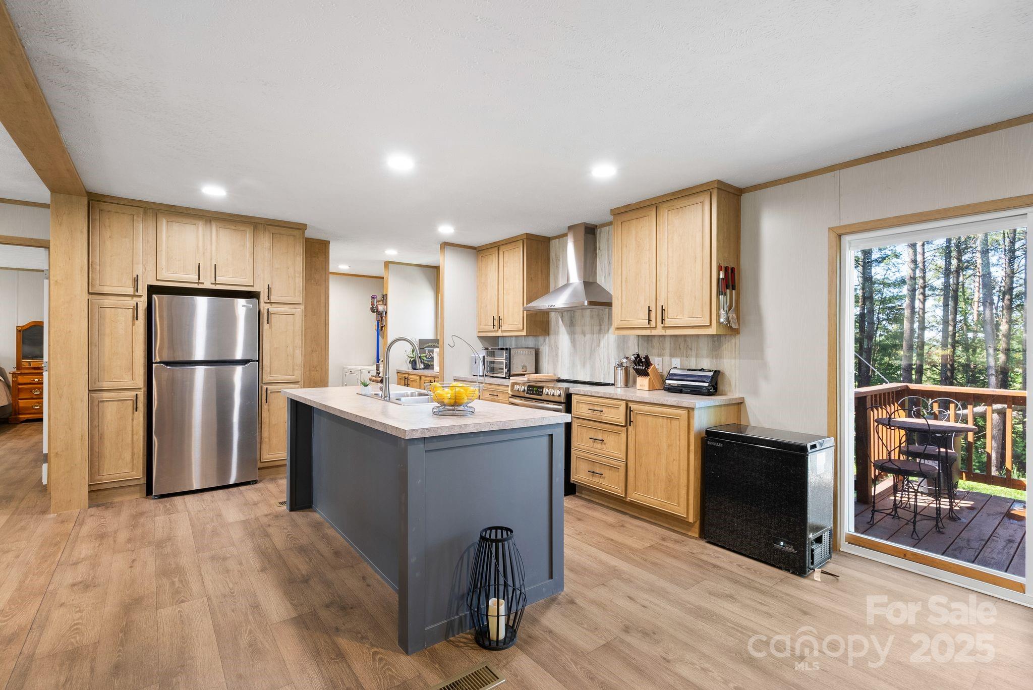 102 Kiwassa Lane Hendersonville NC 28792