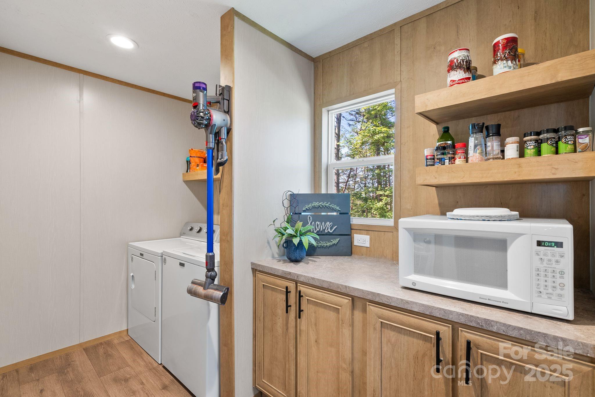 102 Kiwassa Lane Hendersonville NC 28792