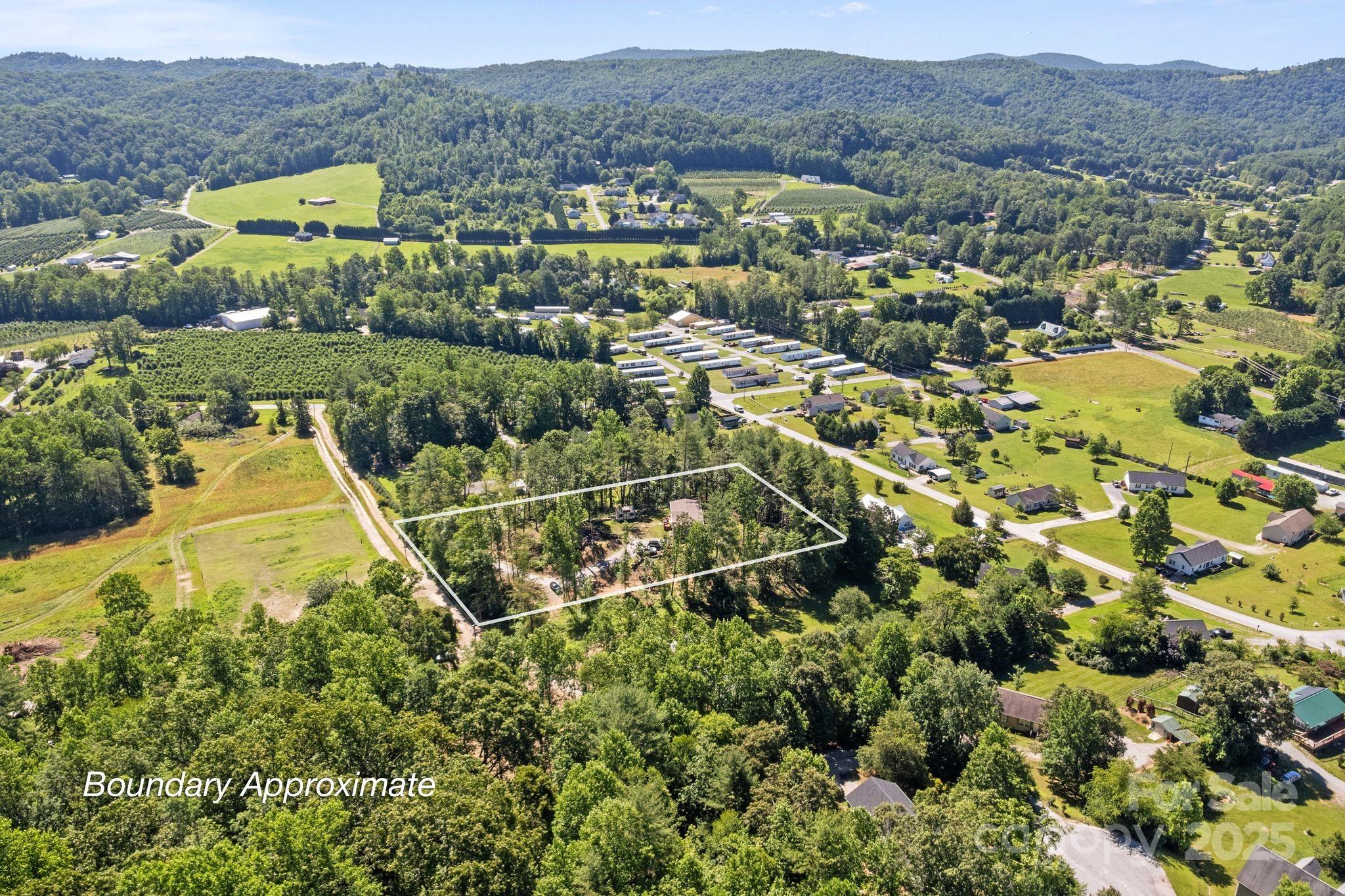 102 Kiwassa Lane Hendersonville NC 28792
