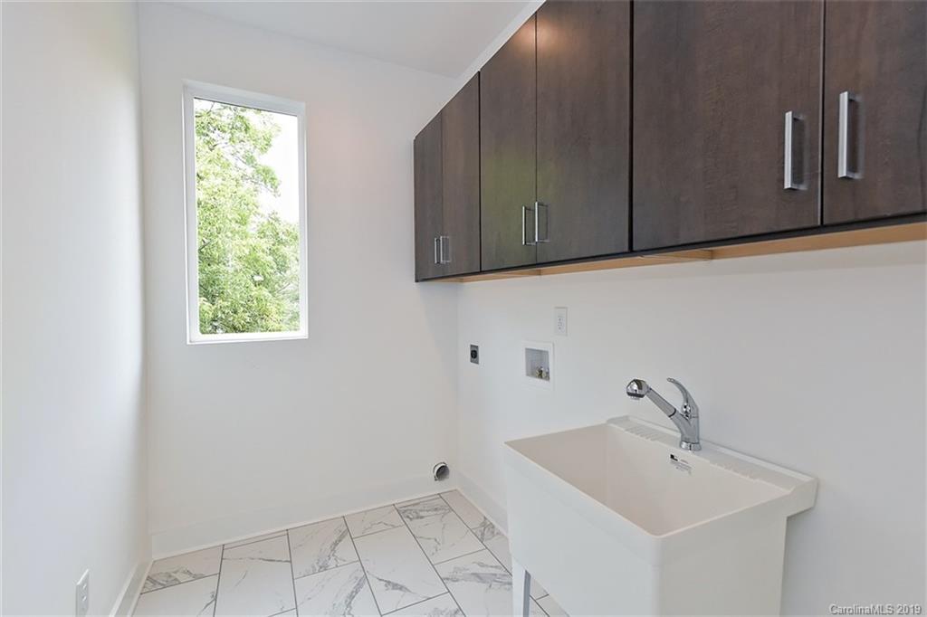 416 Wesley Heights Way Charlotte NC 28208