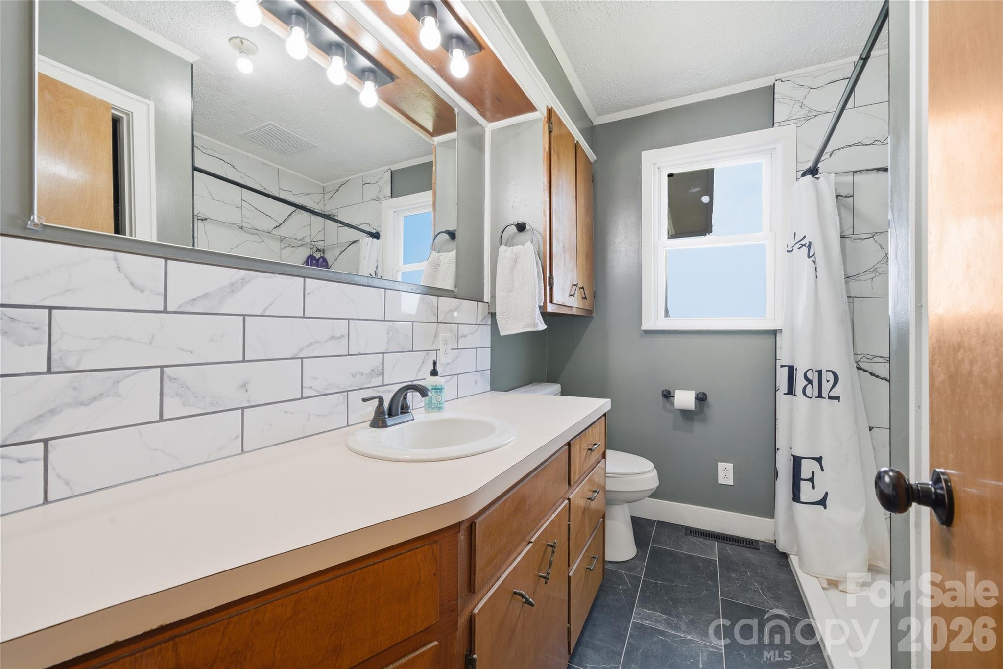 2452 Tower Road East Bend NC 27018