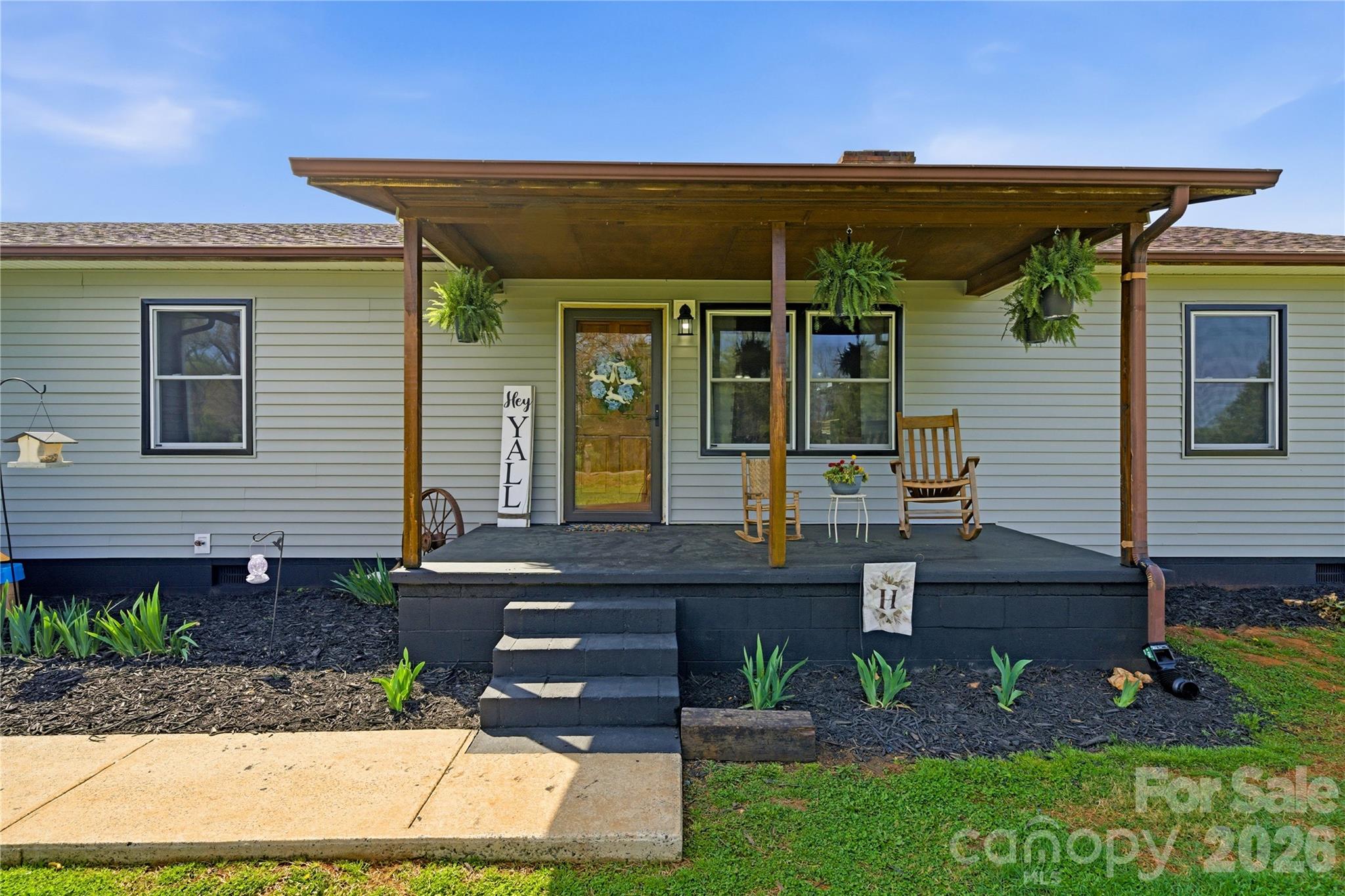 2452 Tower Road East Bend NC 27018
