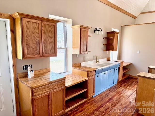 6367 Nc 261 Highway Bakersville NC 28705
