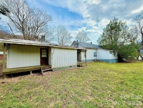 6367 Nc 261 Highway Bakersville NC 28705