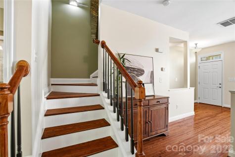 6048 Champions Crest Drive Charlotte NC 28269