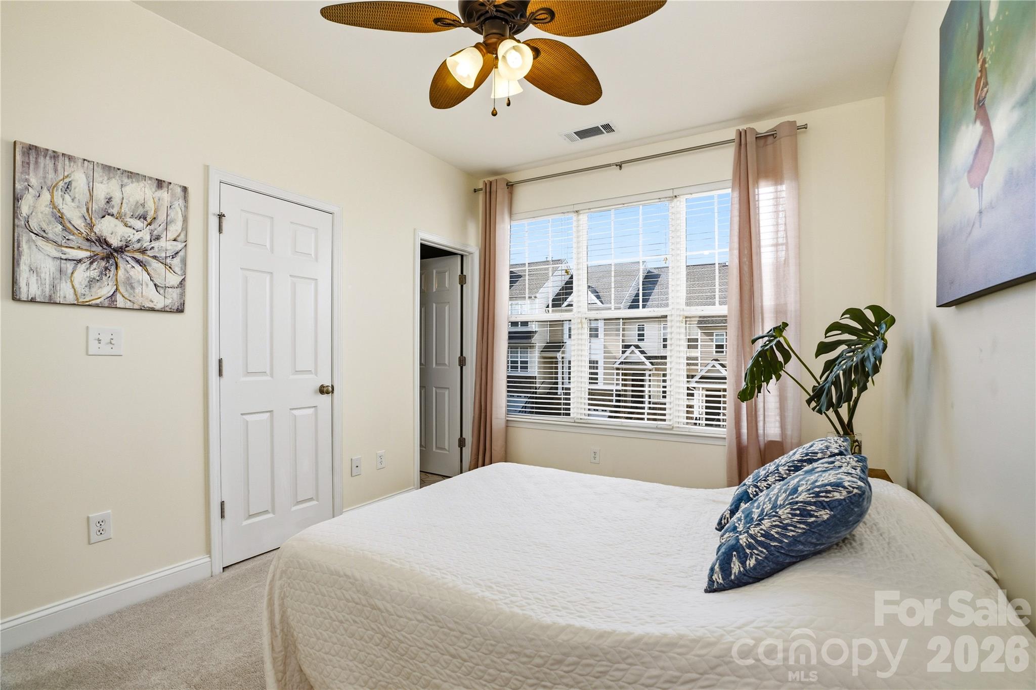 6048 Champions Crest Drive Charlotte NC 28269