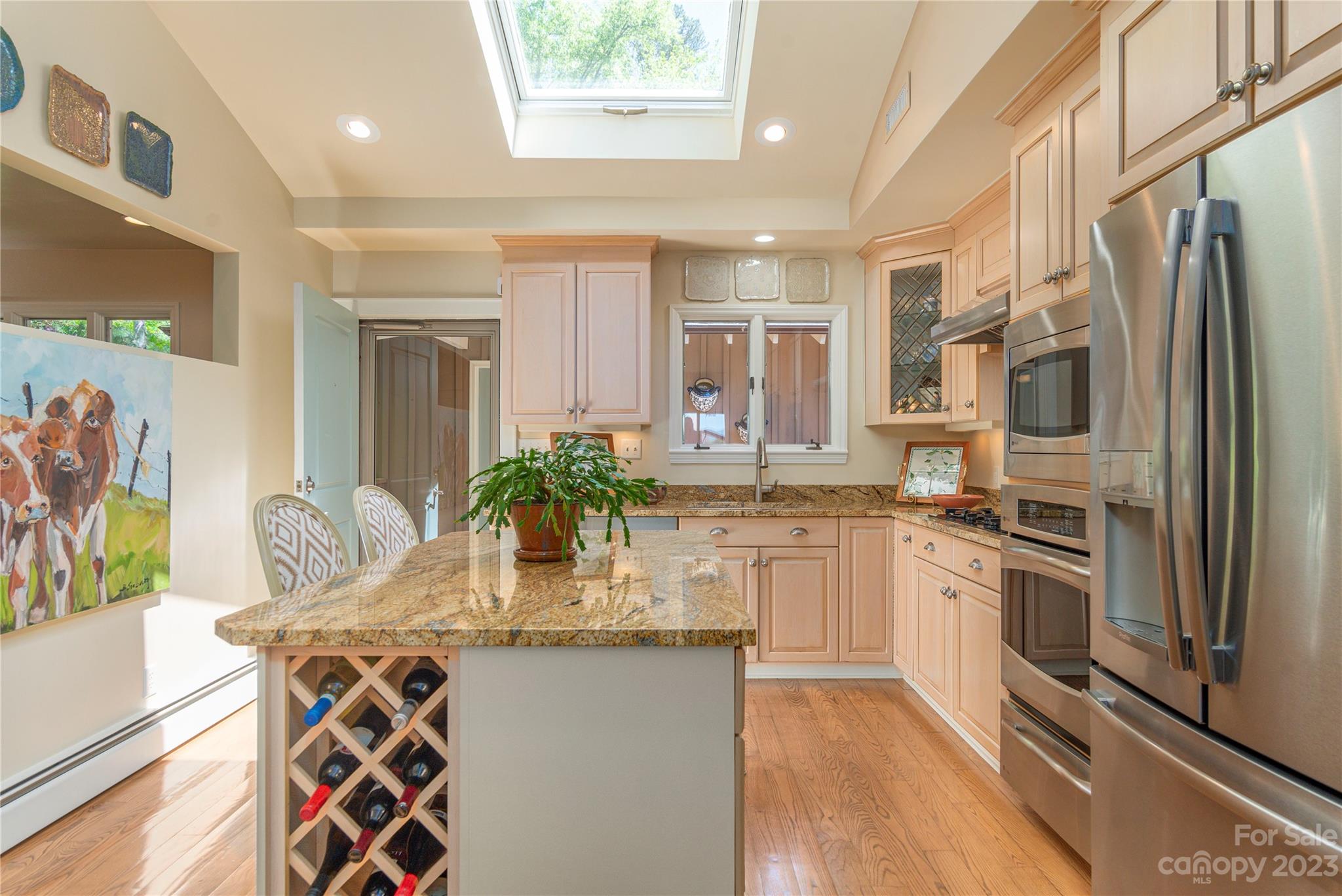 137 Stratford Road Asheville NC 28804