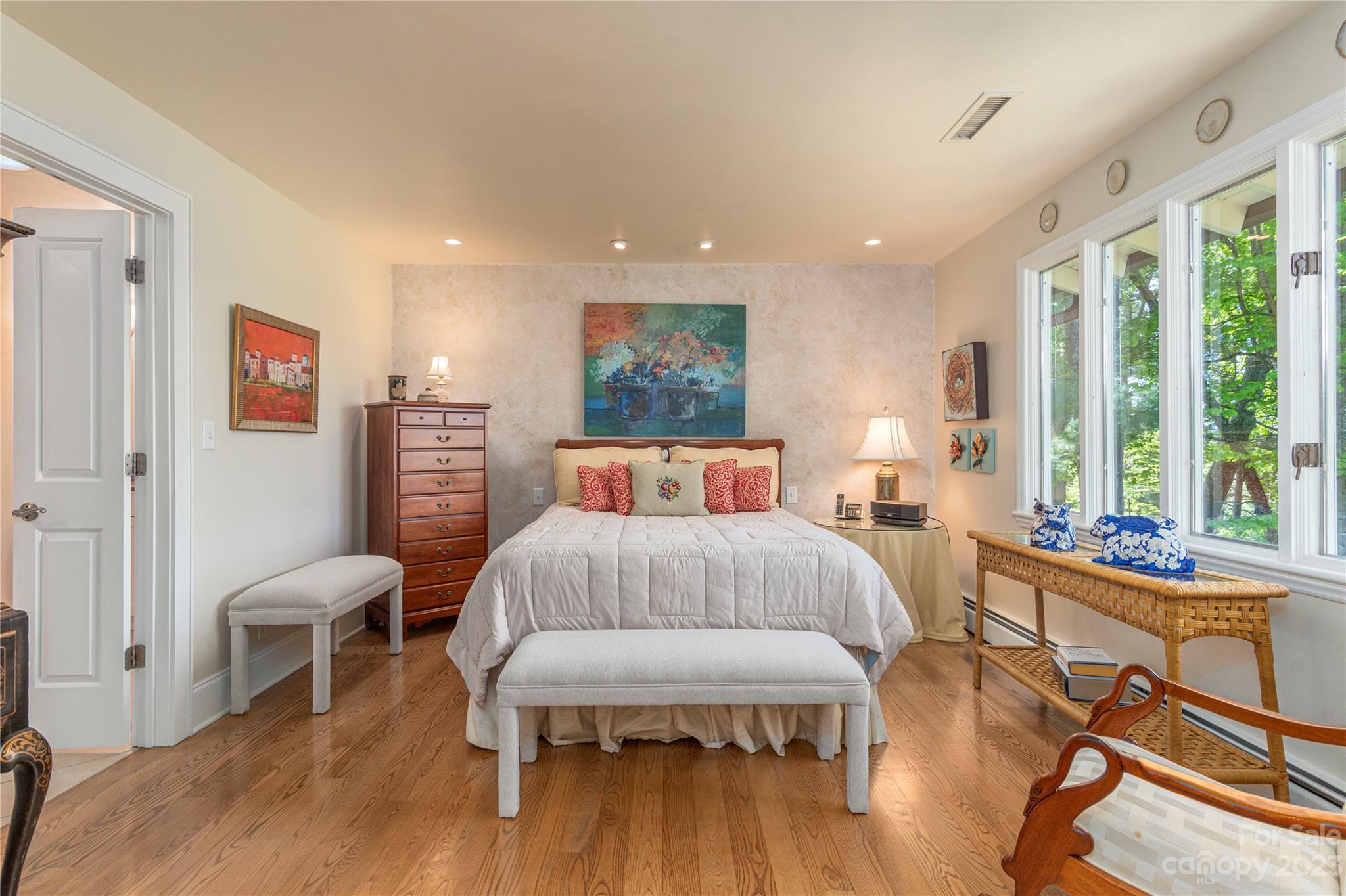 137 Stratford Road Asheville NC 28804