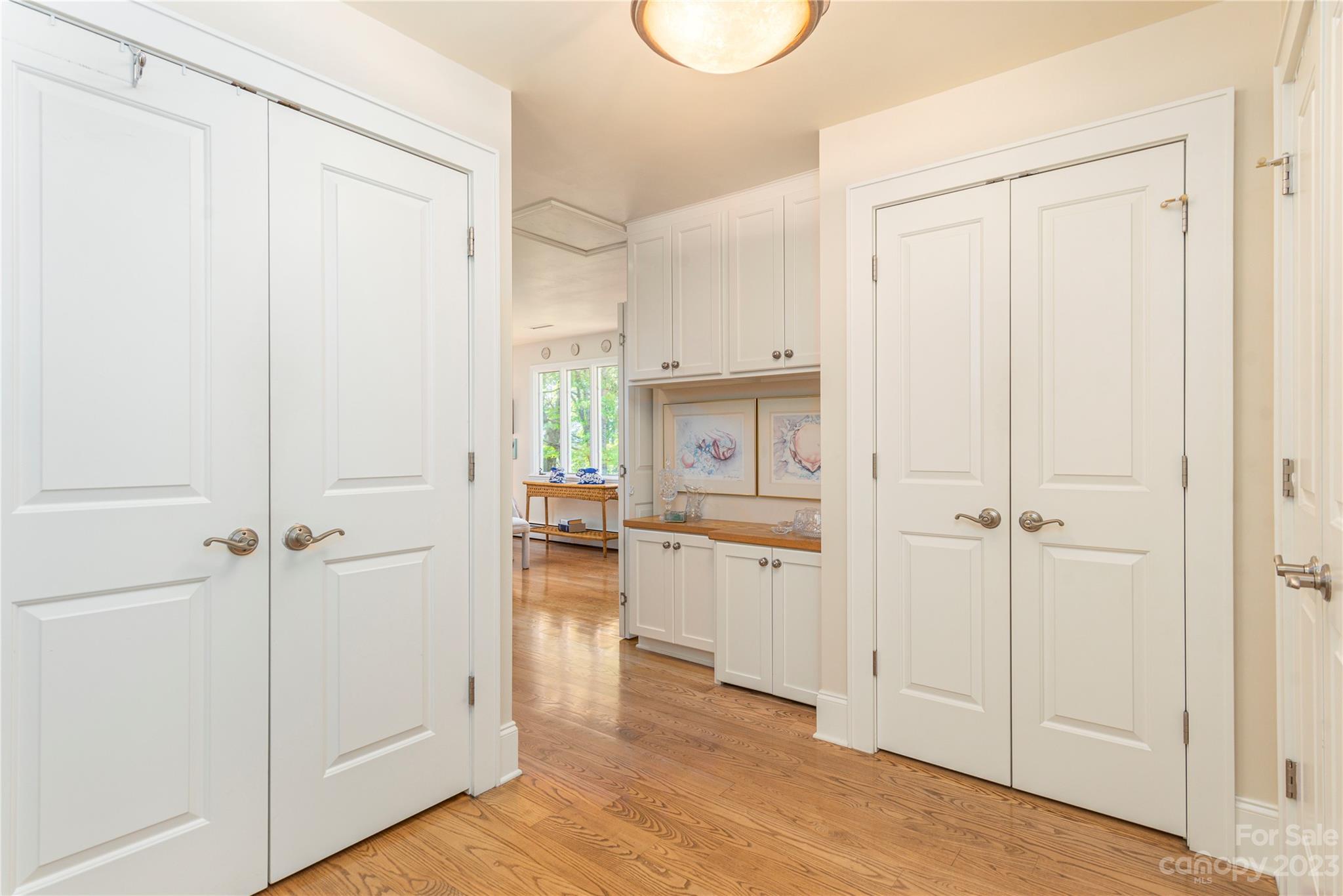 137 Stratford Road Asheville NC 28804