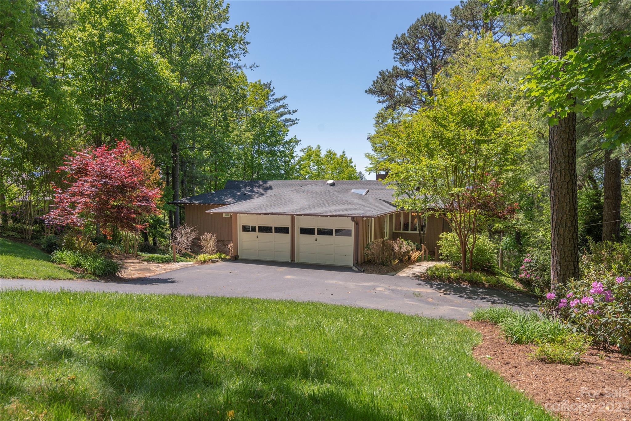 137 Stratford Road Asheville NC 28804