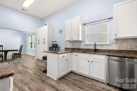 1828 Kilkenny Drive Clover SC 29710