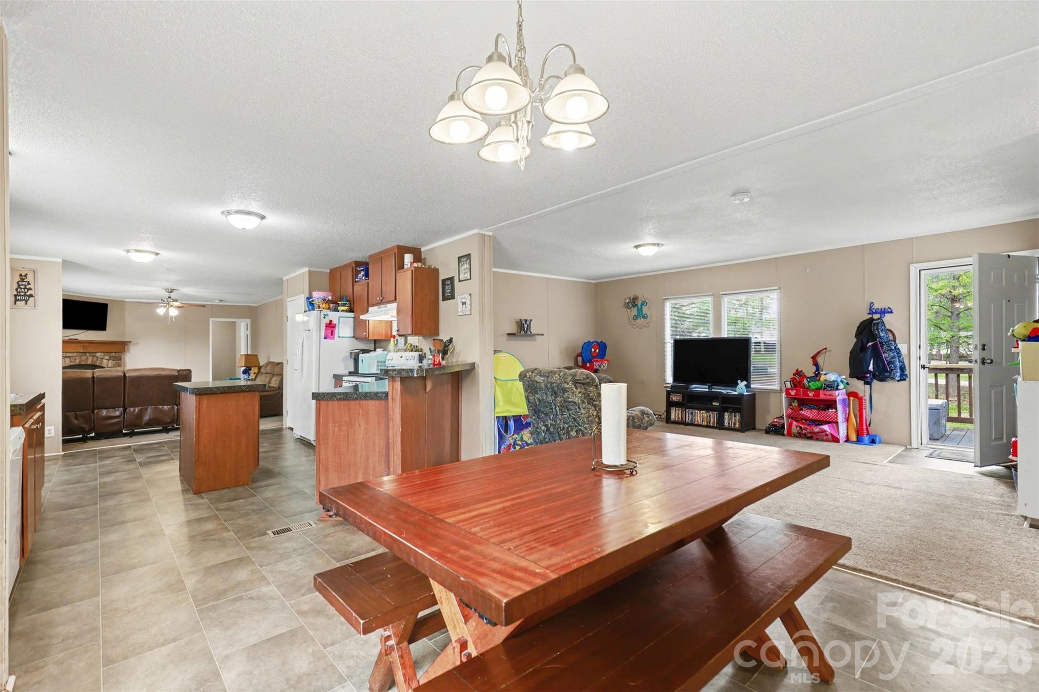 5139 Pine Springs Drive Bessemer City NC 28016