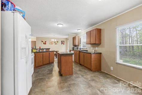 5139 Pine Springs Drive Bessemer City NC 28016