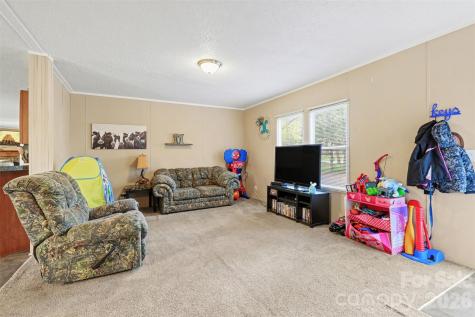 5139 Pine Springs Drive Bessemer City NC 28016