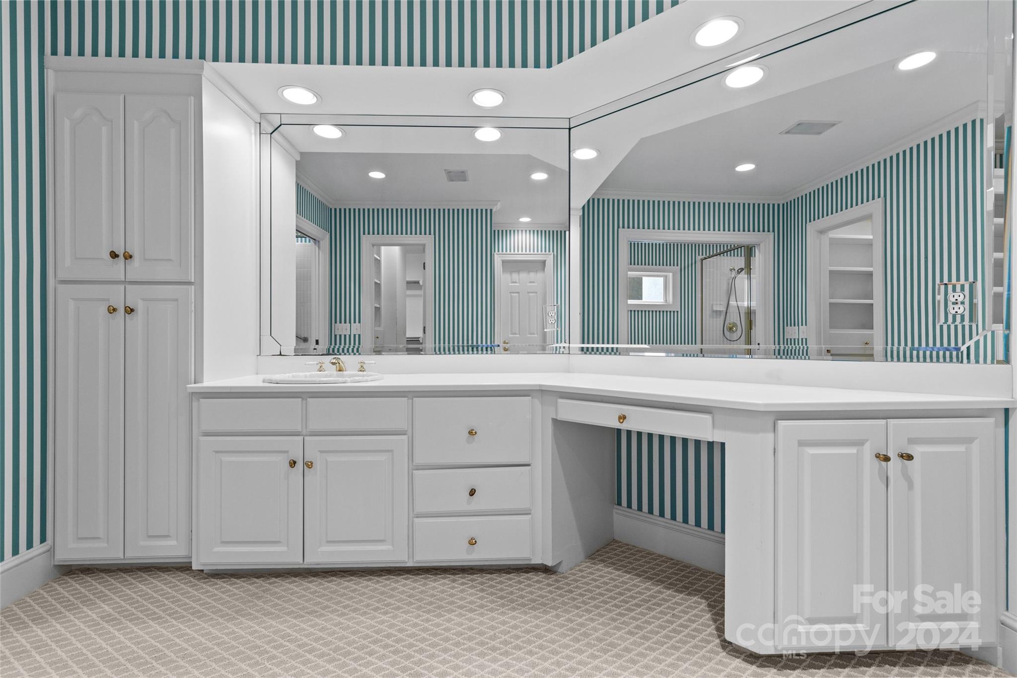 808 Hungerford Place Charlotte NC 28207