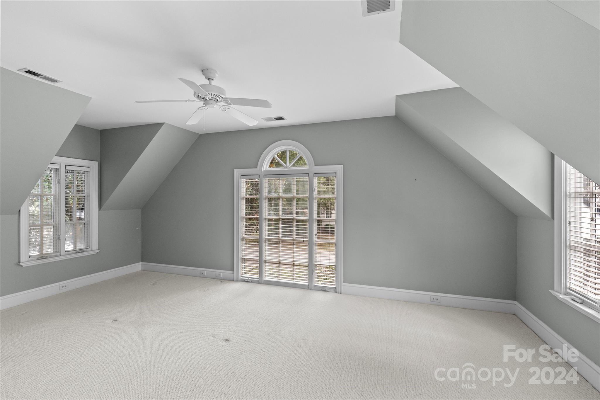 808 Hungerford Place Charlotte NC 28207