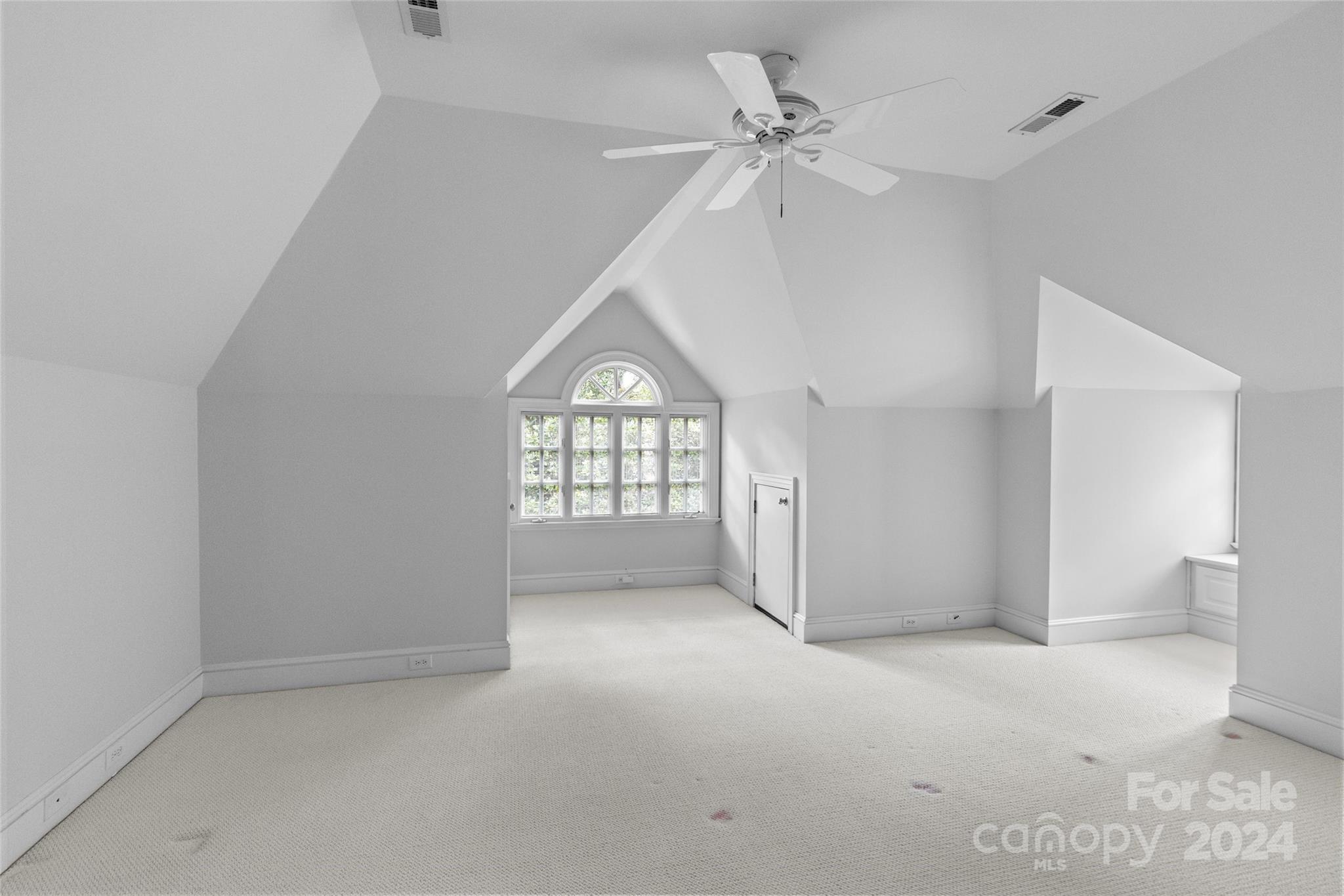 808 Hungerford Place Charlotte NC 28207