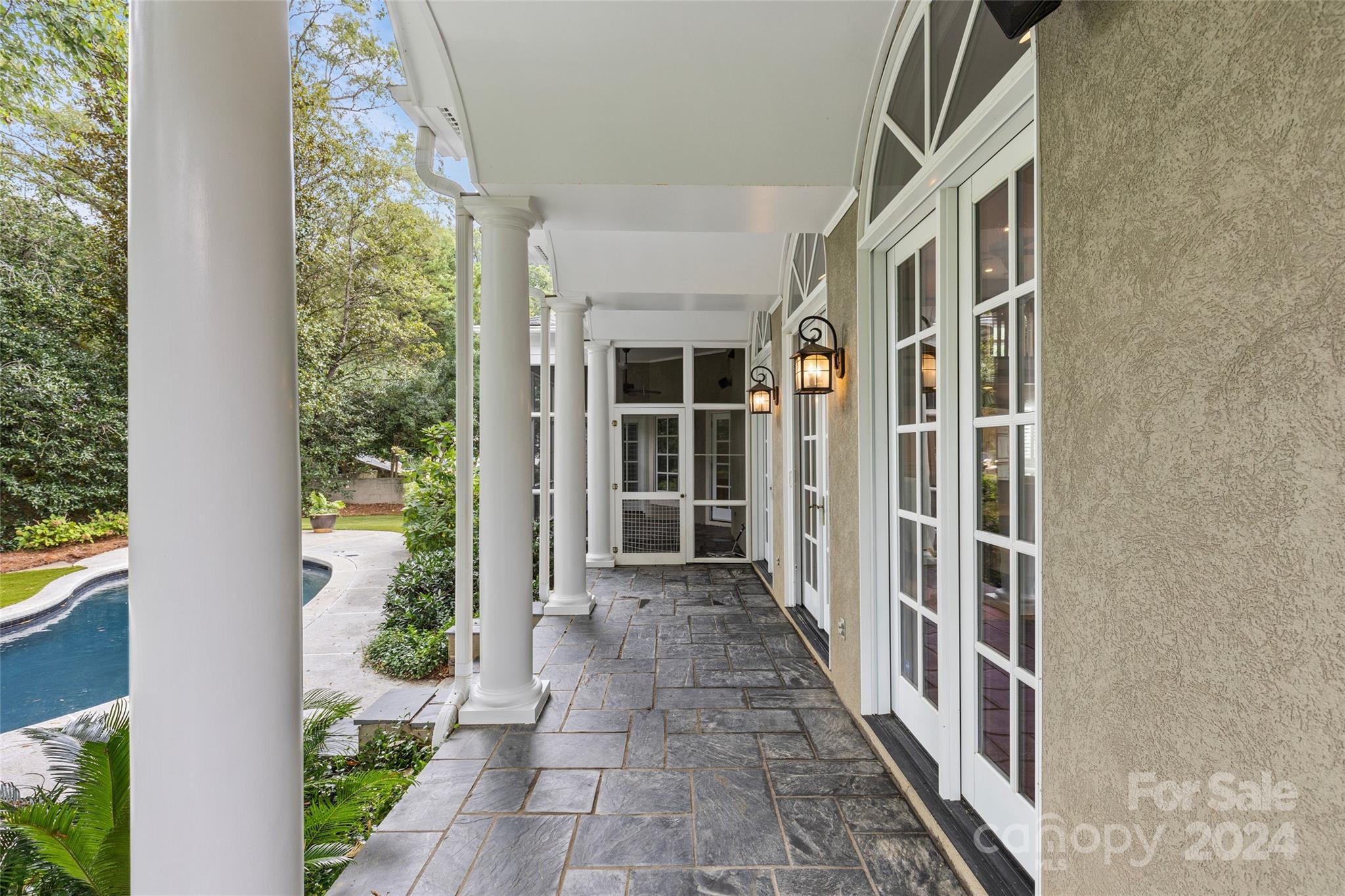808 Hungerford Place Charlotte NC 28207