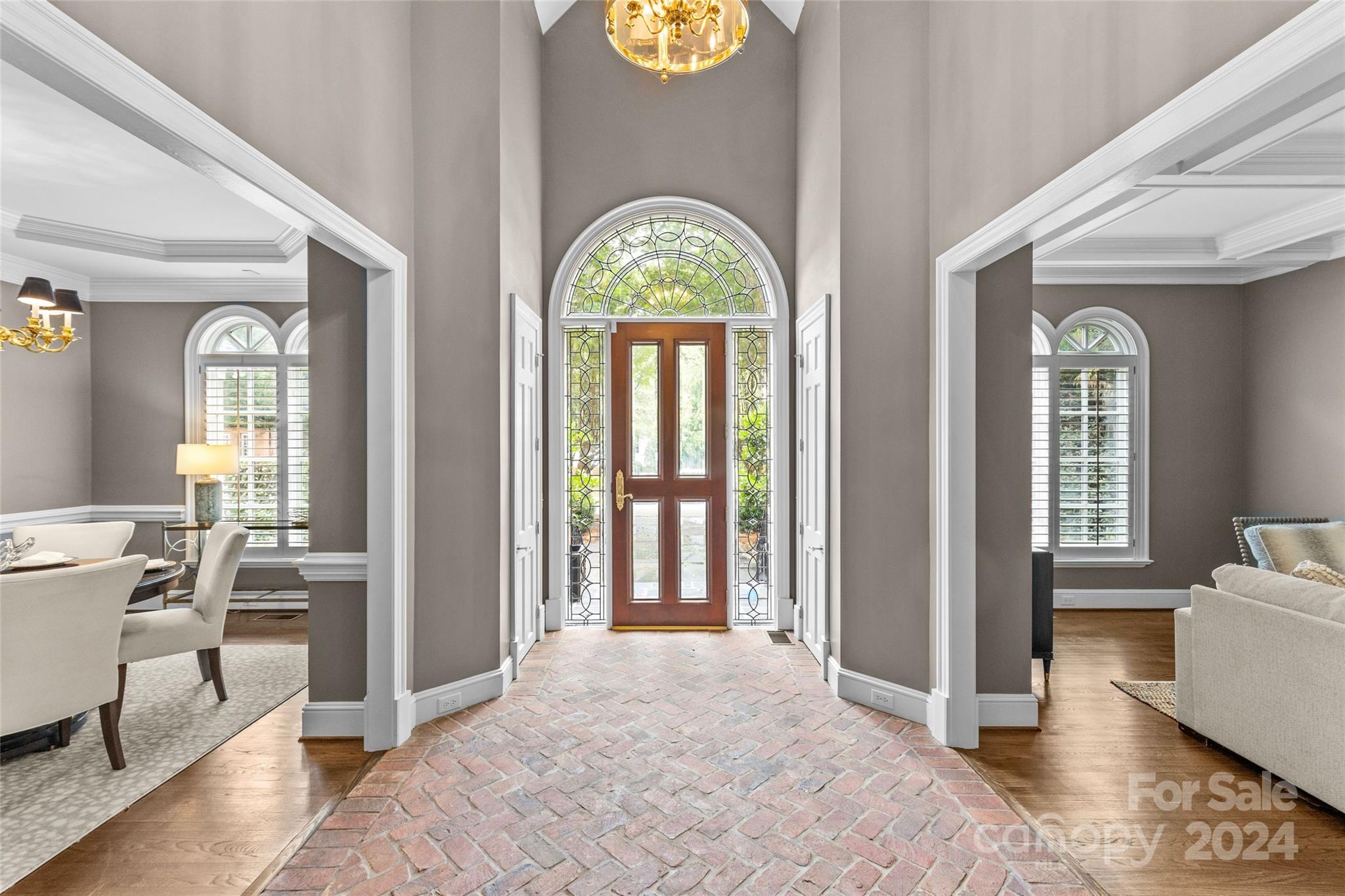 808 Hungerford Place Charlotte NC 28207