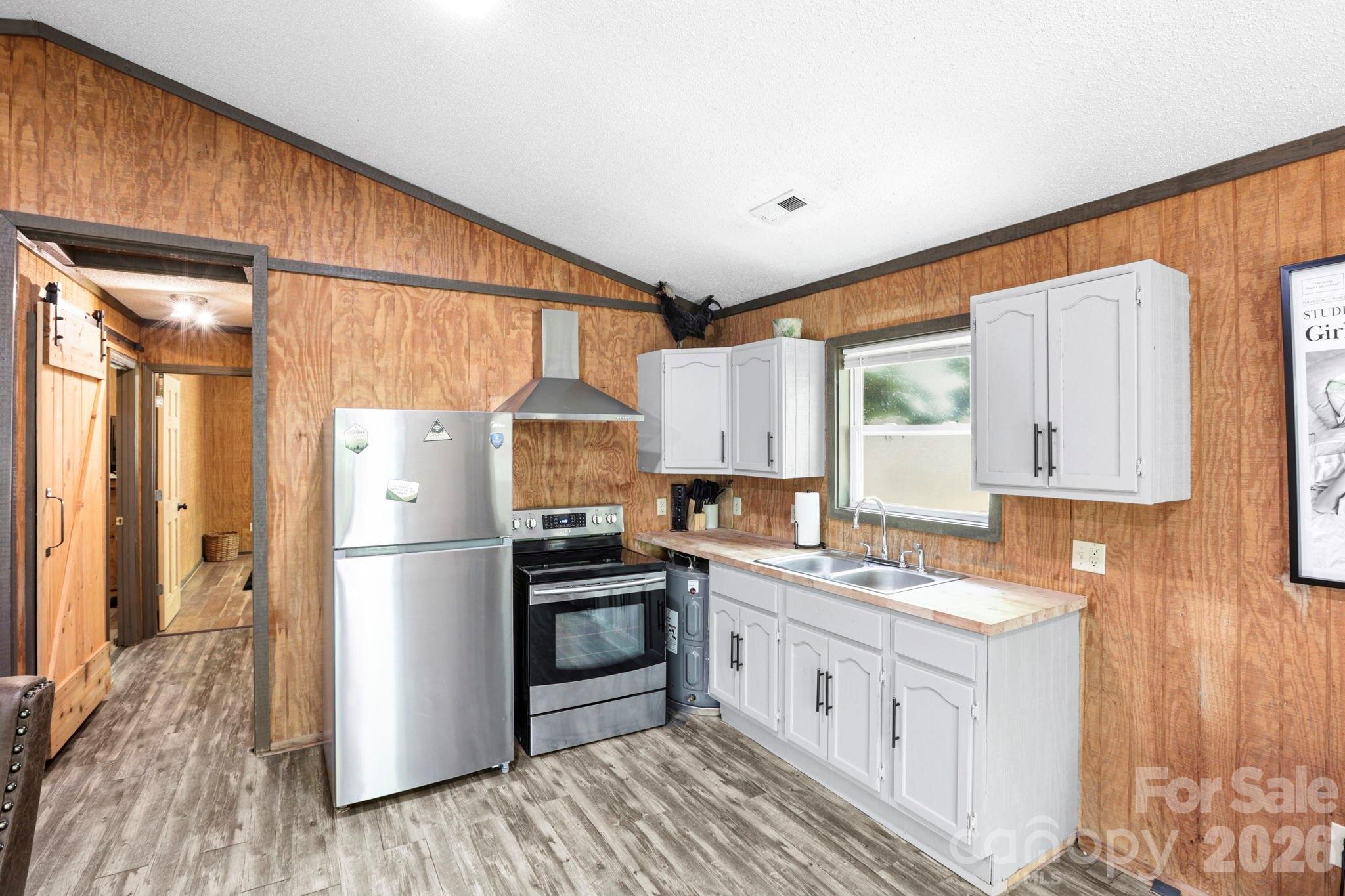 521 Lake Falls Road Hendersonville NC 28739