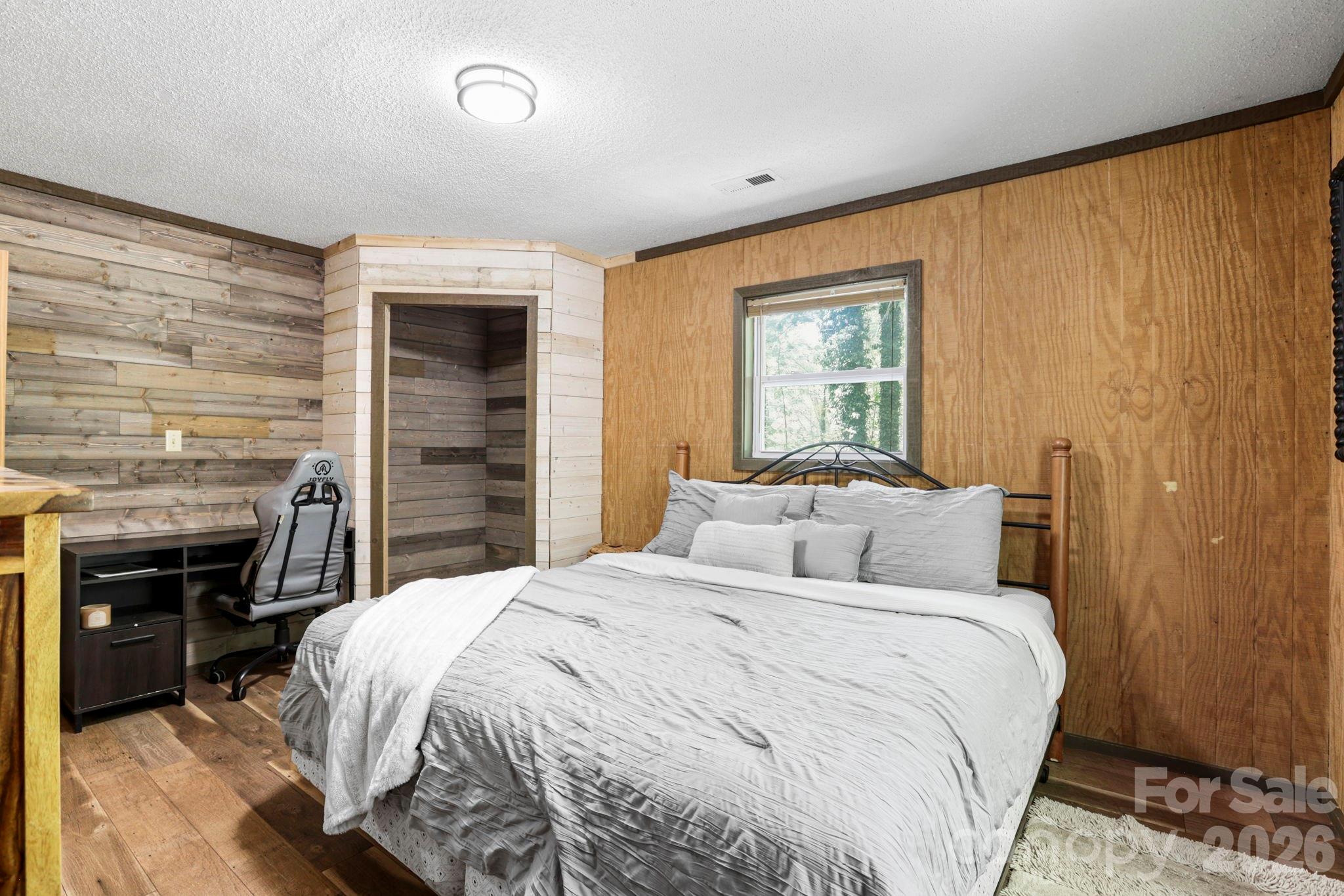 521 Lake Falls Road Hendersonville NC 28739