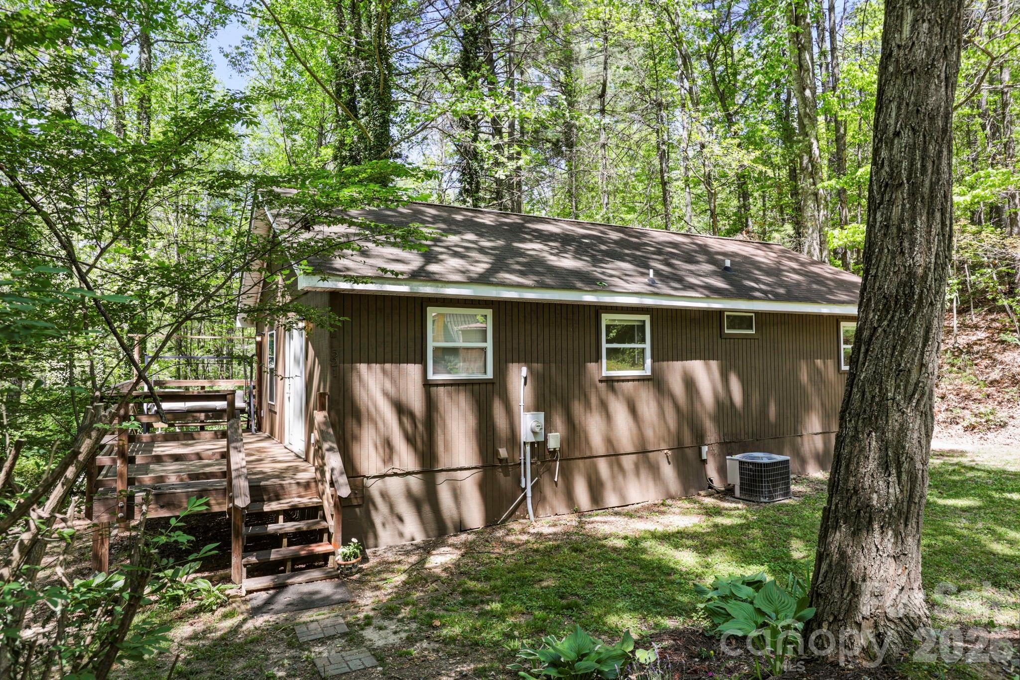 521 Lake Falls Road Hendersonville NC 28739