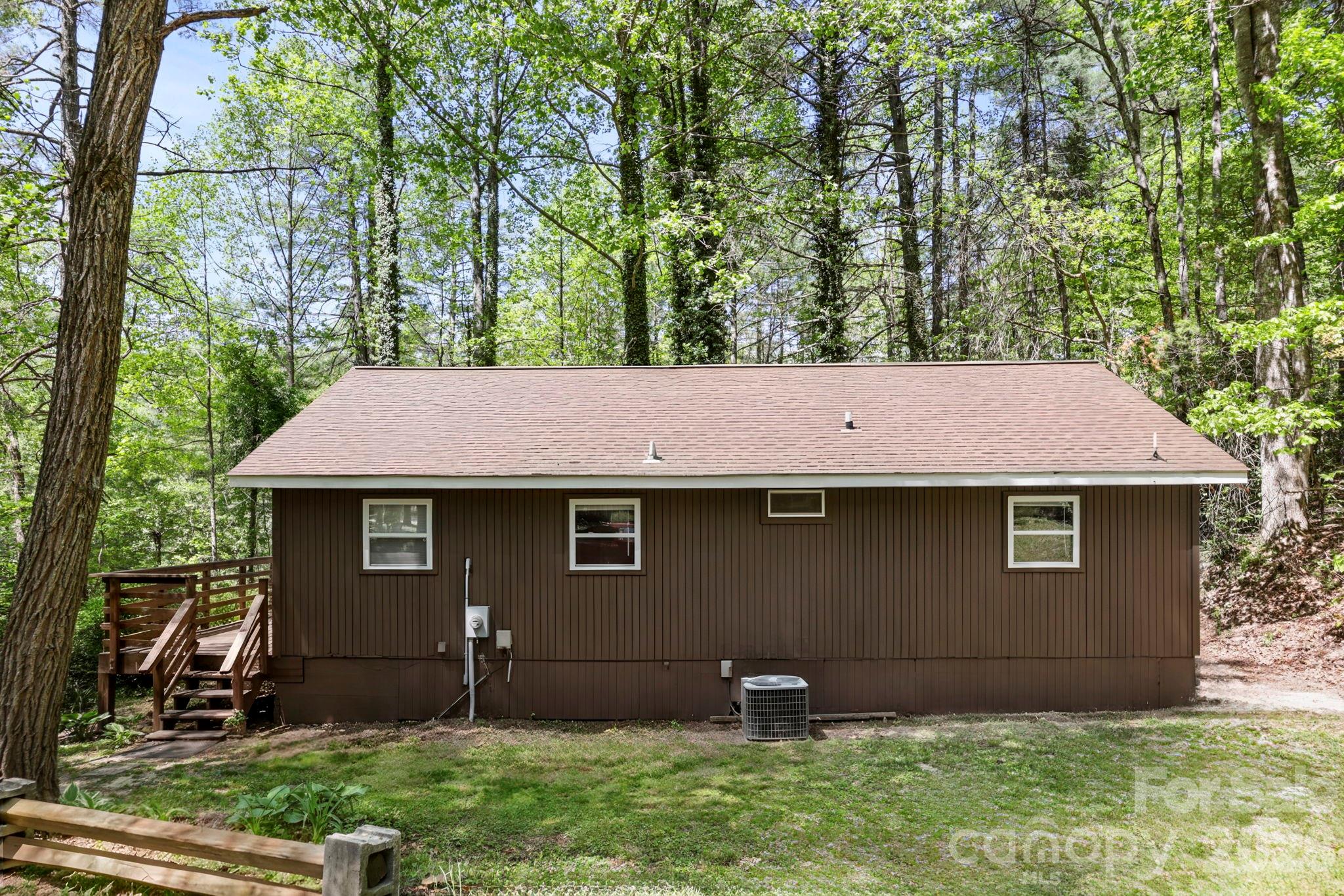 521 Lake Falls Road Hendersonville NC 28739