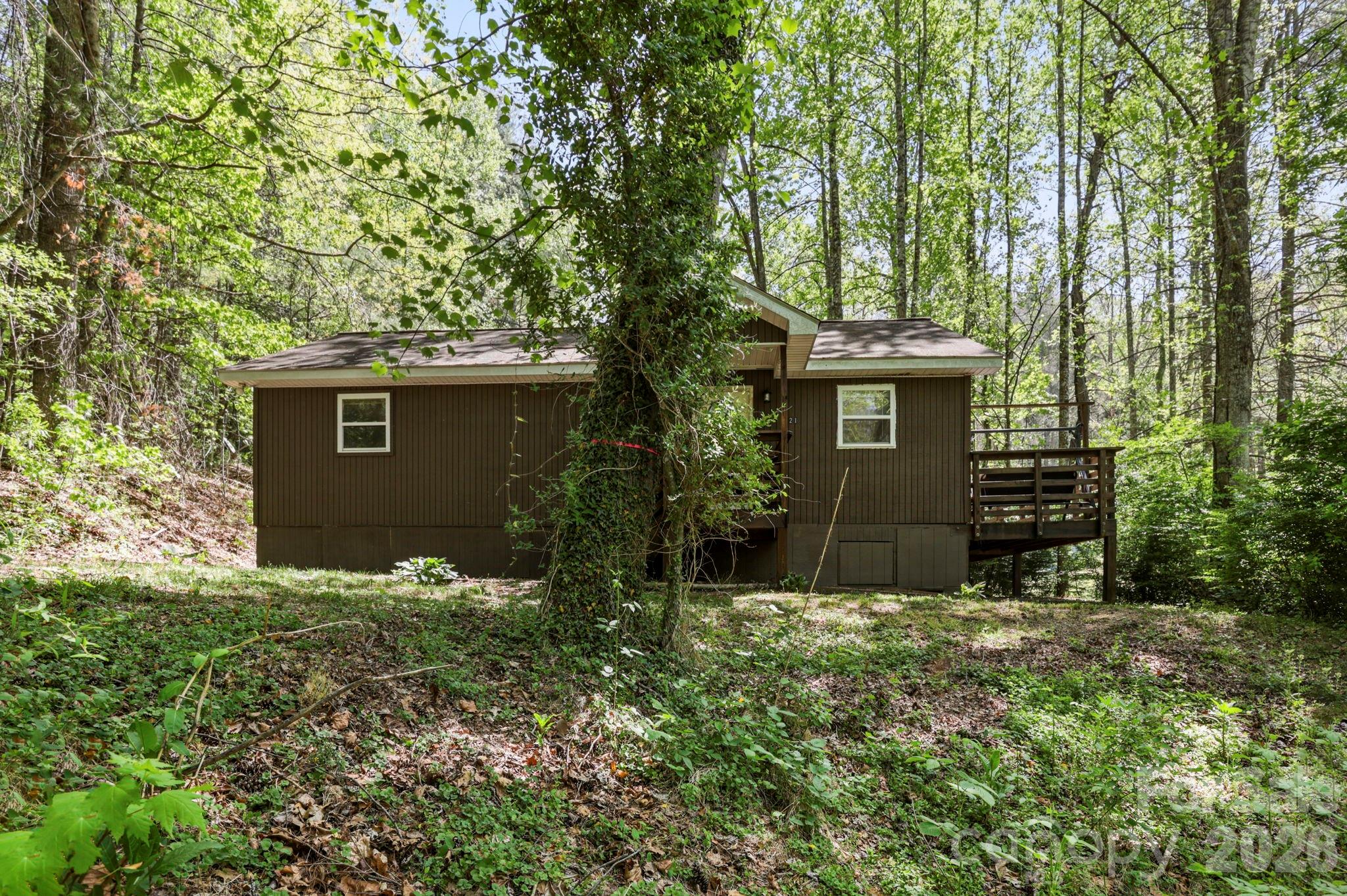 521 Lake Falls Road Hendersonville NC 28739