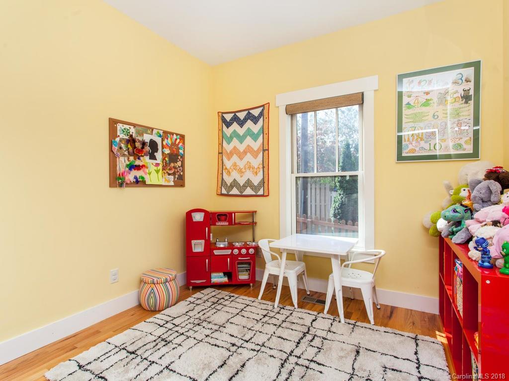 18 Saint Dunstans Circle Asheville NC 28803