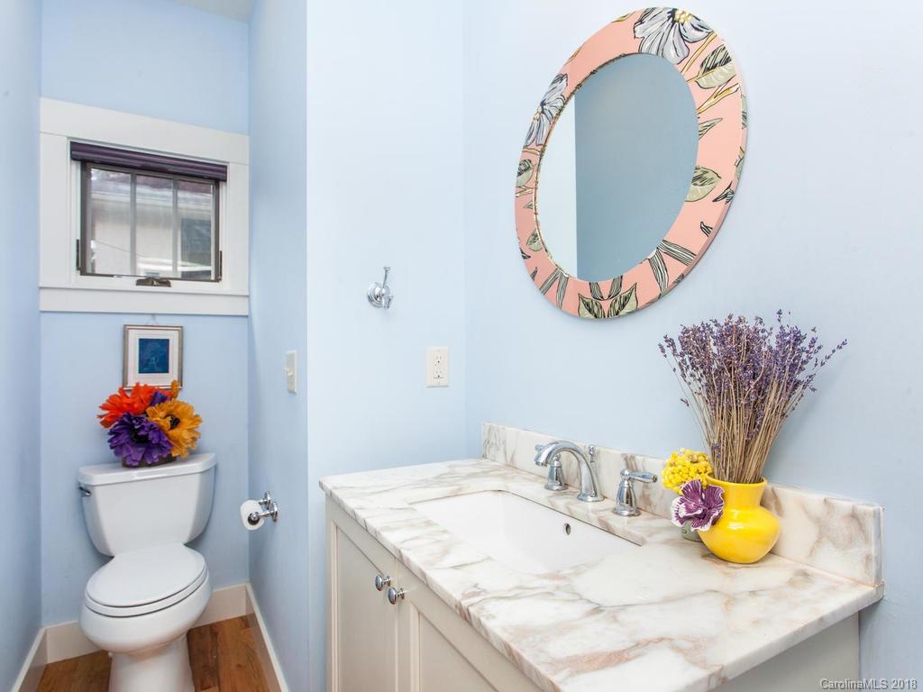 18 Saint Dunstans Circle Asheville NC 28803