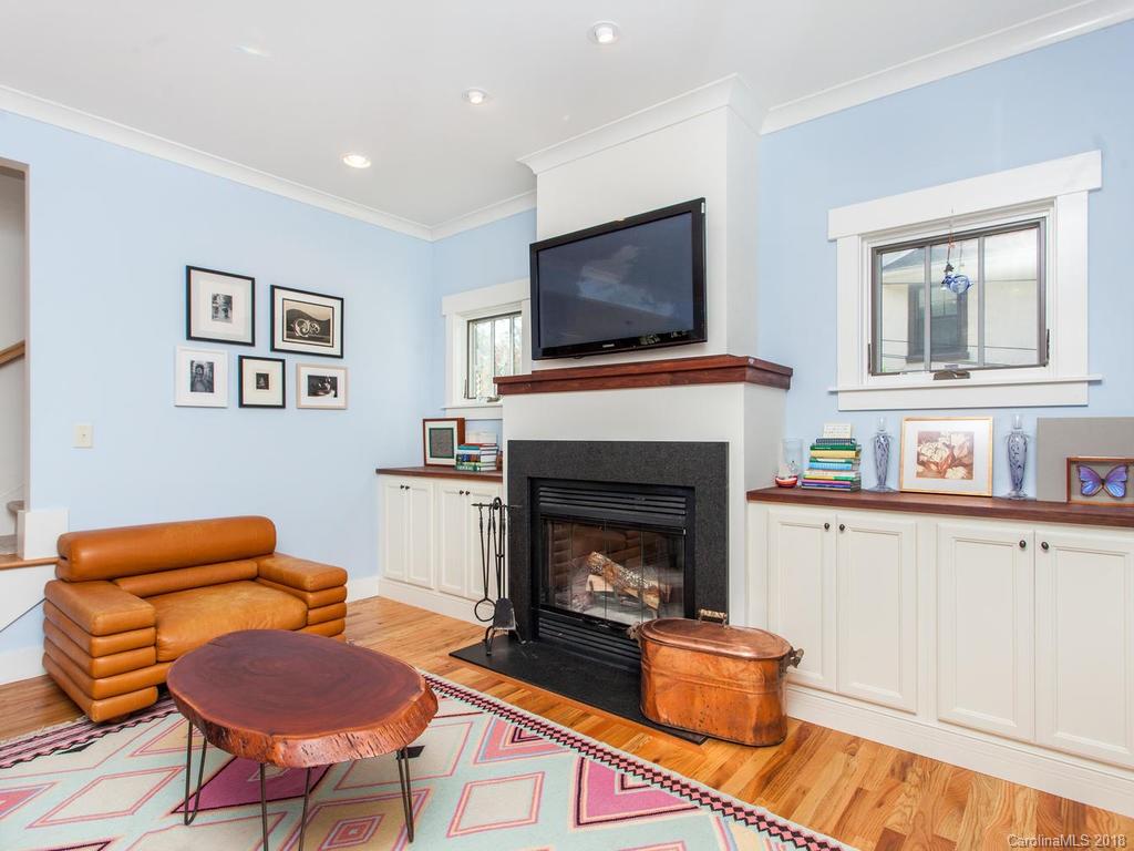 18 Saint Dunstans Circle Asheville NC 28803