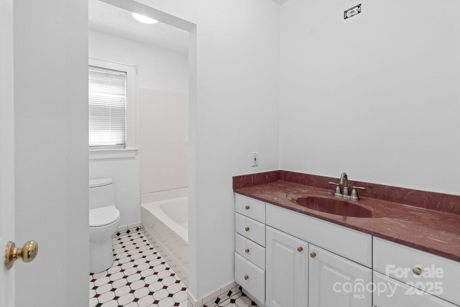 92 Winston Avenue Asheville NC 28803