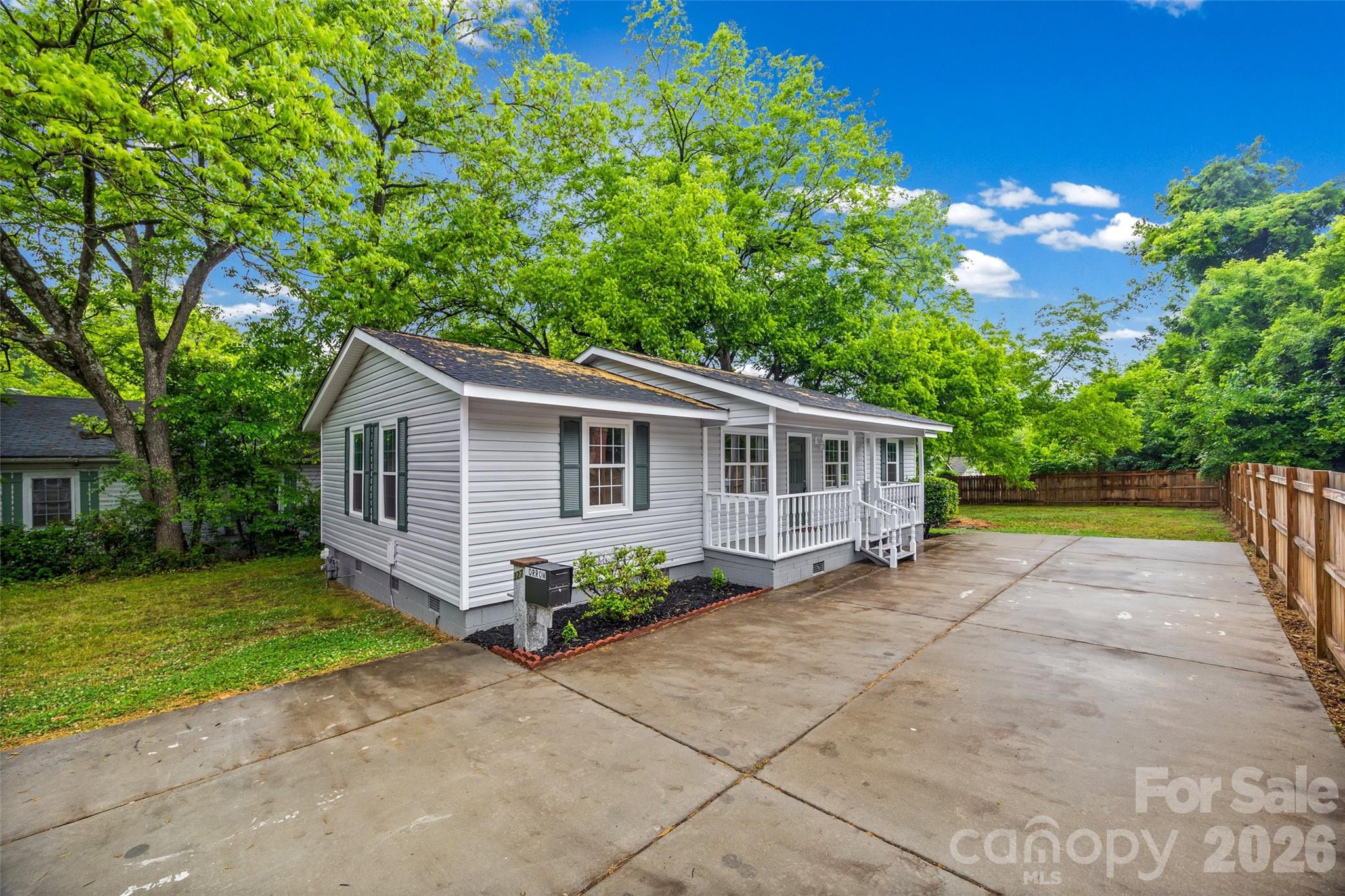 327 E Morrow Avenue Monroe NC 28112