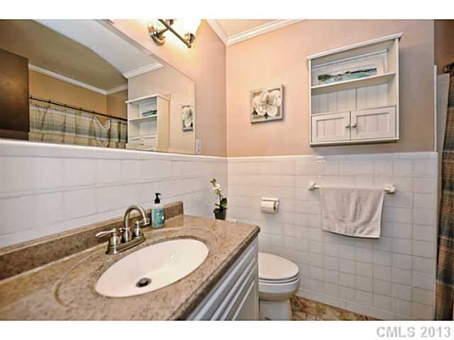5014 Wedgewood Drive Charlotte NC 28210