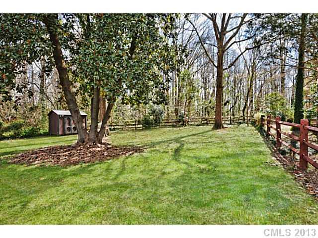 5014 Wedgewood Drive Charlotte NC 28210