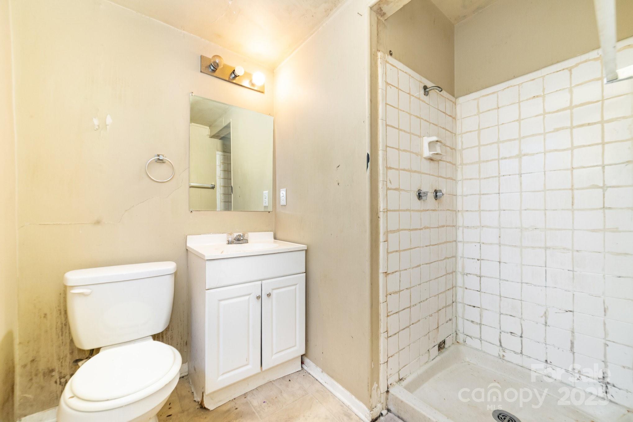 7126 Covecreek Drive Charlotte NC 28215