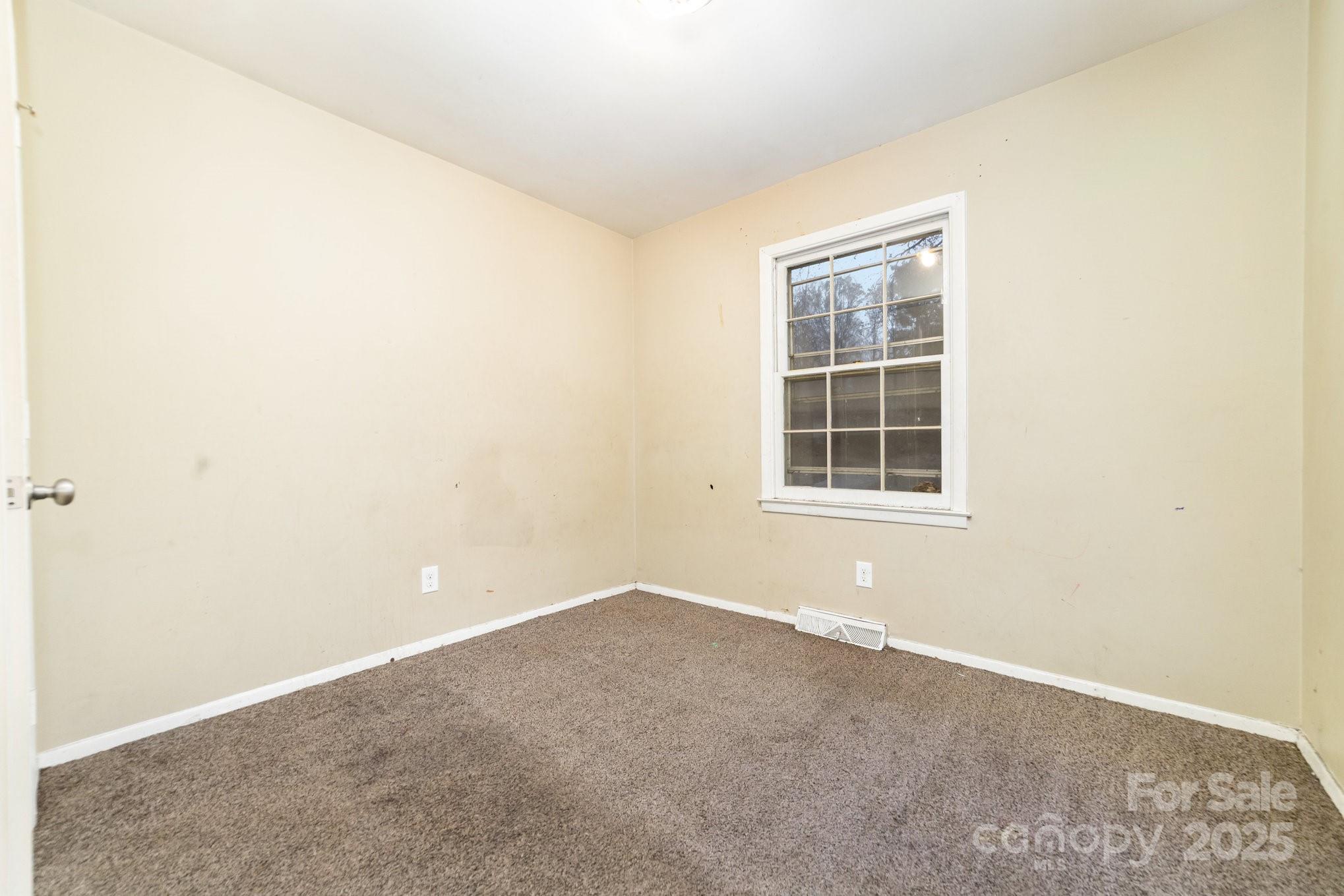 7126 Covecreek Drive Charlotte NC 28215